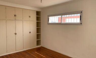 Casa PH en venta en Wilde Centro