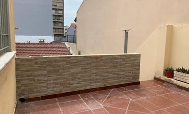 Casa PH en venta en Wilde Centro