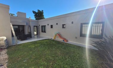 Casa en venta en Haedo Chico
