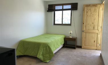 Residencial/Pieza en Venta en Casa remodelada con 6 habitaciones con baño privado