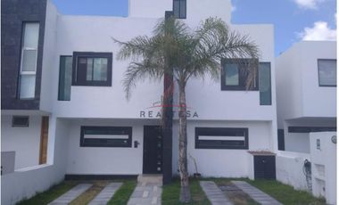 Casa de autor Zibatá El Marqués Querétaro 4,900,000 JohHes RMC.