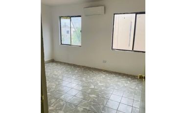 CASA EN VENTA COL. ANHUAC, SAN NICOLAS DE LOS GARZA. NL