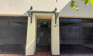 Departamento de dos ambientes en alquiler en Avellaneda tipo casa