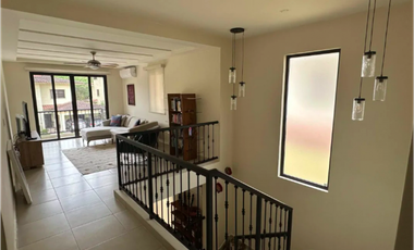 VENDO CASA PARA INVERSIONISTA EN CLAYTON, PH EMBASSY CLUB  (6)
