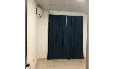 SE ALQUILA CASA EN VILLA SERENA