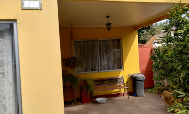 Casa en Arriendo en Manuel Rodríguez con Freire.