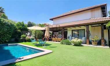 Casa en Venta en Av. Tobalaba - Av. Quebrada de Macul