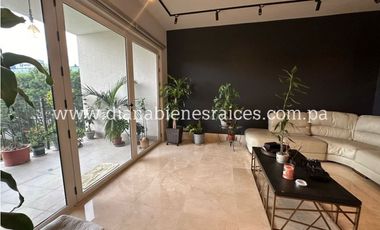 Se vende apartamento en Santa María