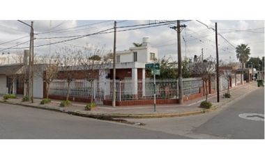 Casa en Venta - Brown esquina Belgrano