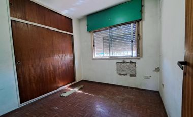 CASA EN 2 PLANTAS VILLA SARMIENTO