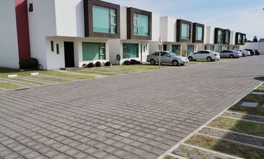 CASA MODERNA RENTA 3 REC. CERCA SALIDA A CDMX