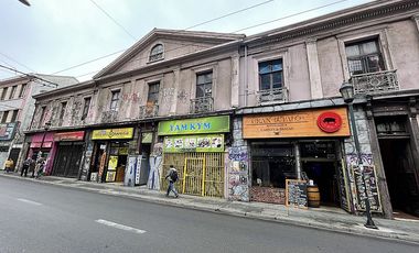 OFICINA EN ARRIENDO CALLE ESMERALDA (CÓD. 374)