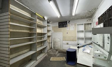 SE ARRIENDA LOCAL COMERCIAL EN CALLE ESMERALDA (CÓD. 362)