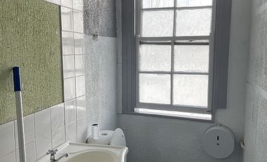 SE VENDE AMPLIO LOCAL COMERCIAL (CÓD. 337)