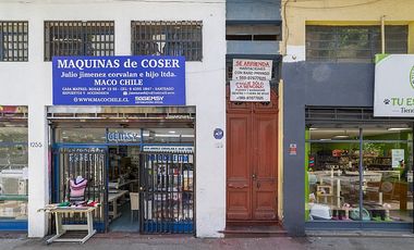 SE VENDE EDIFICIO DE 2 PISOS (CÓD. 336)