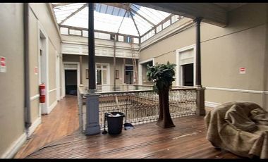 SE VENDE EDIFICIO DE 2 PISOS (CÓD. 336)