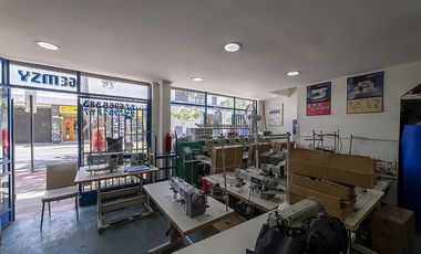 SE VENDE EDIFICIO DE 2 PISOS (CÓD. 336)