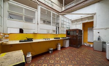 SE VENDE EDIFICIO DE 2 PISOS (CÓD. 336)