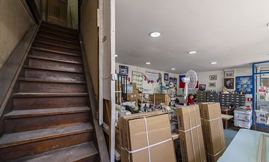 SE VENDE EDIFICIO DE 2 PISOS (CÓD. 336)