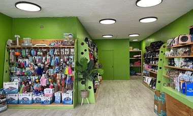 SE VENDE EDIFICIO DE 2 PISOS (CÓD. 336)