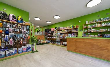 SE VENDE EDIFICIO DE 2 PISOS (CÓD. 336)