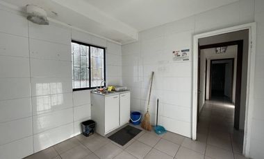 CASA COMERCIAL EN ARRIENDO