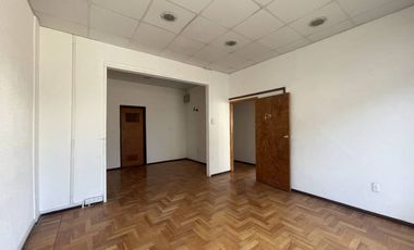 CASA COMERCIAL EN ARRIENDO
