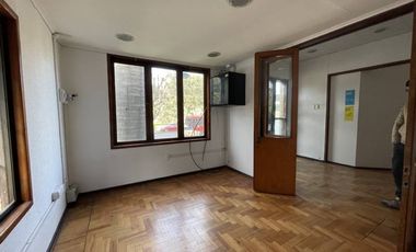 CASA COMERCIAL EN ARRIENDO