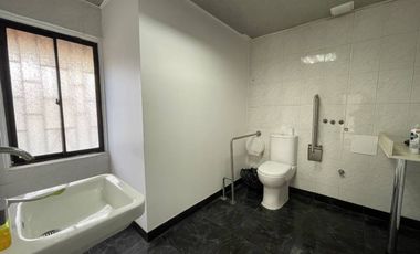 CASA COMERCIAL EN ARRIENDO