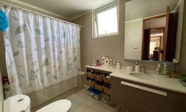 SE VENDE DEPARTAMENTO EN AV. GASTÓN HAMEL, REÑACA (CÓD. 126)