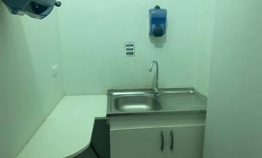 OFICINA EN ARRIENDO, PASAJE COUSIÑO (CÓD. 116)