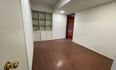 OFICINA EN ARRIENDO, PASAJE COUSIÑO (CÓD. 116)