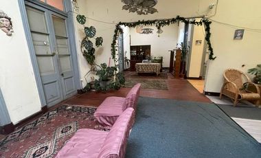 SE VENDE LOCAL COMERCIAL CON ALTILLO + HOSTAL (CÓD. 66)