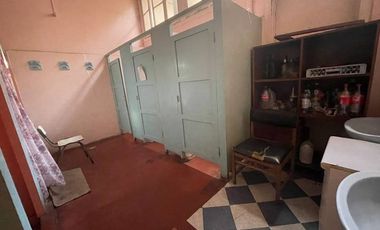 SE VENDE LOCAL COMERCIAL CON ALTILLO + HOSTAL (CÓD. 66)