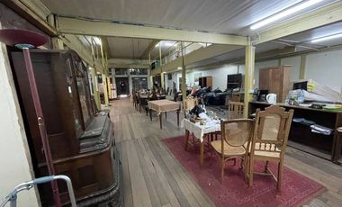 SE VENDE LOCAL COMERCIAL CON ALTILLO + HOSTAL (CÓD. 66)