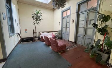 SE VENDE LOCAL COMERCIAL CON ALTILLO + HOSTAL (CÓD. 66)