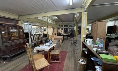 SE VENDE LOCAL COMERCIAL CON ALTILLO + HOSTAL (CÓD. 66)