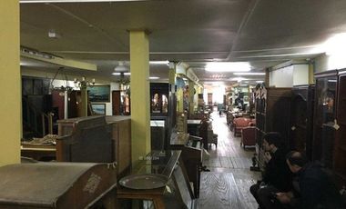 SE VENDE LOCAL COMERCIAL CON ALTILLO + HOSTAL (CÓD. 66)