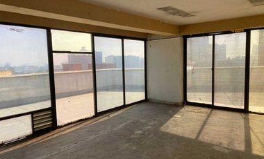 OFICINA PLANTA LIBRE Y GRAN TERRAZA EN ARRIENDO (CÓD. 5)