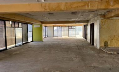 OFICINA PLANTA LIBRE Y GRAN TERRAZA EN VENTA (CÓD. 4)