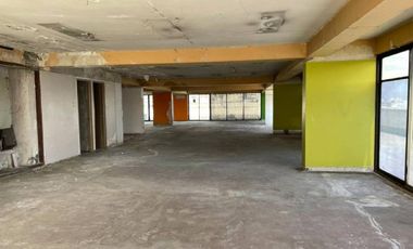 OFICINA PLANTA LIBRE Y GRAN TERRAZA EN VENTA (CÓD. 4)