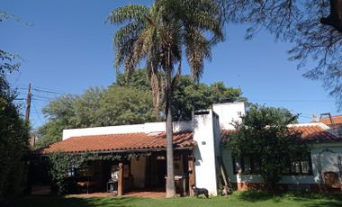 Casa en  Locelso al 6695-Granja de Funes -Tres Dormitorios
