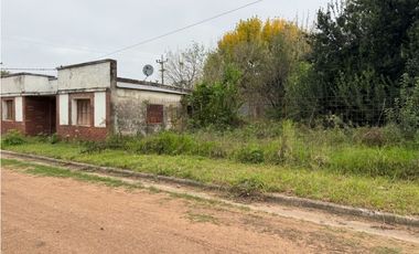 Vendo Casa y Galpón en Herrera, Entre Ríos.