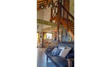 Chalet en dos plantas - Santa Isabel