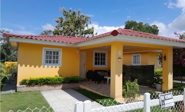 CASA DE PLAYA A LA VENTA SANTA CLARA PH SUMMER BAY