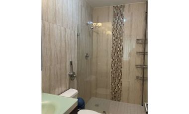 SE ALQUILA BELLO APARTAMENTO AMOBLADO EN BELLA VISTA