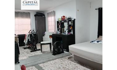 CASA CERRO VIENTO - CALLE PRINCIPAL