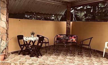 SEA CONFIABLE VENDE CASA EN SANTA CLARA 2 RECAMARAS