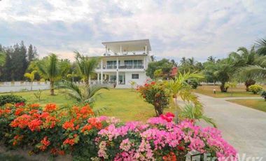 6 Bedroom House for sale at Surin Beach 2