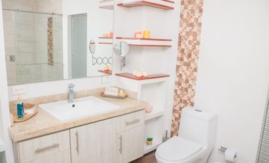 CASA AMPLIA REMODELADA EXCELENTE UBICACIÓN BARRIO MAMATOCO